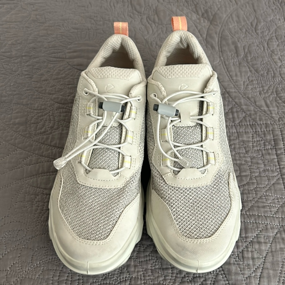 Ecco white athletic shoes, size 39